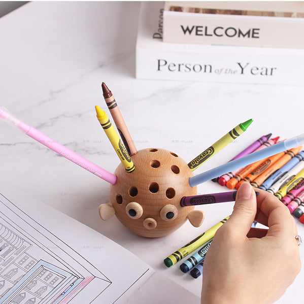 Creative multifunctional fugu pen holder