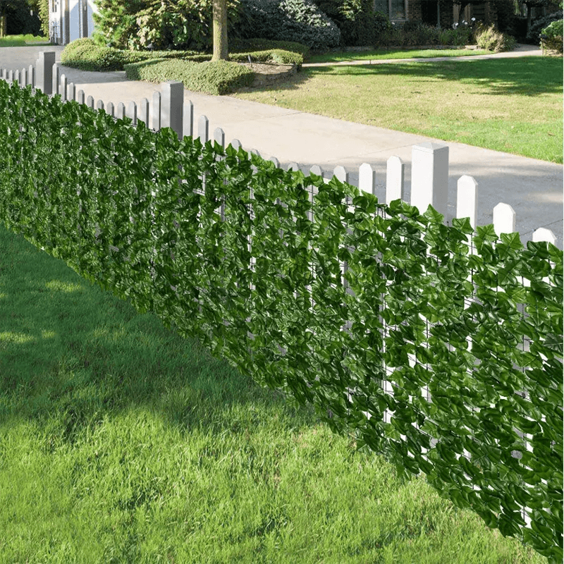 Stylish Privacy: Lifelike Artificial Hedge Fence for Gardens and Balconies! - chicnests