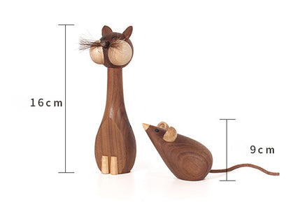 cat and mouse figurines