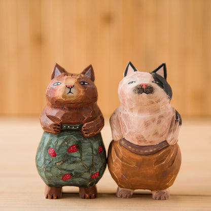 Creative hand-carved painted cat Figurine