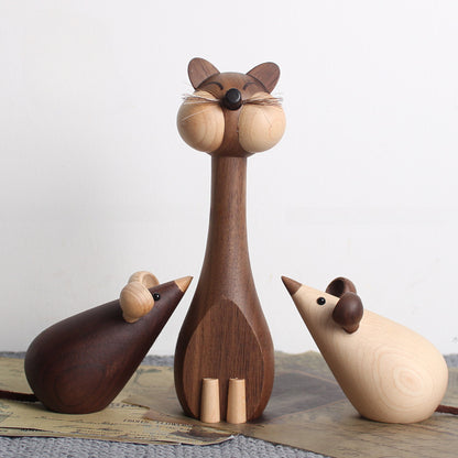 cat and mouse figurines